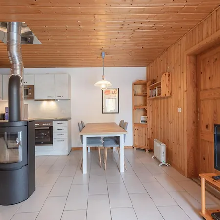 Doppelbungalow Mit Terrasse Im Mirow Ferienhaus *